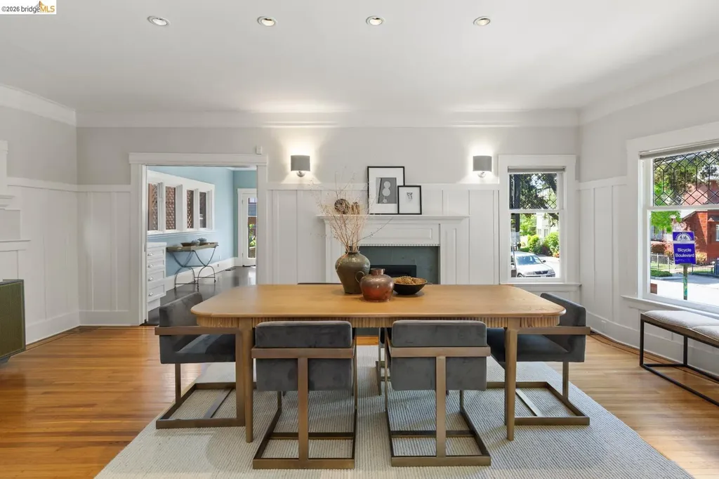 2520 Russell Street Berkeley CA 94705