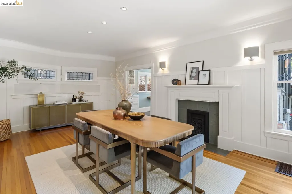 2520 Russell Street Berkeley CA 94705