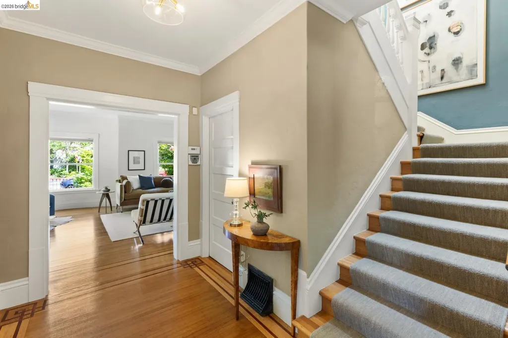 2520 Russell Street Berkeley CA 94705