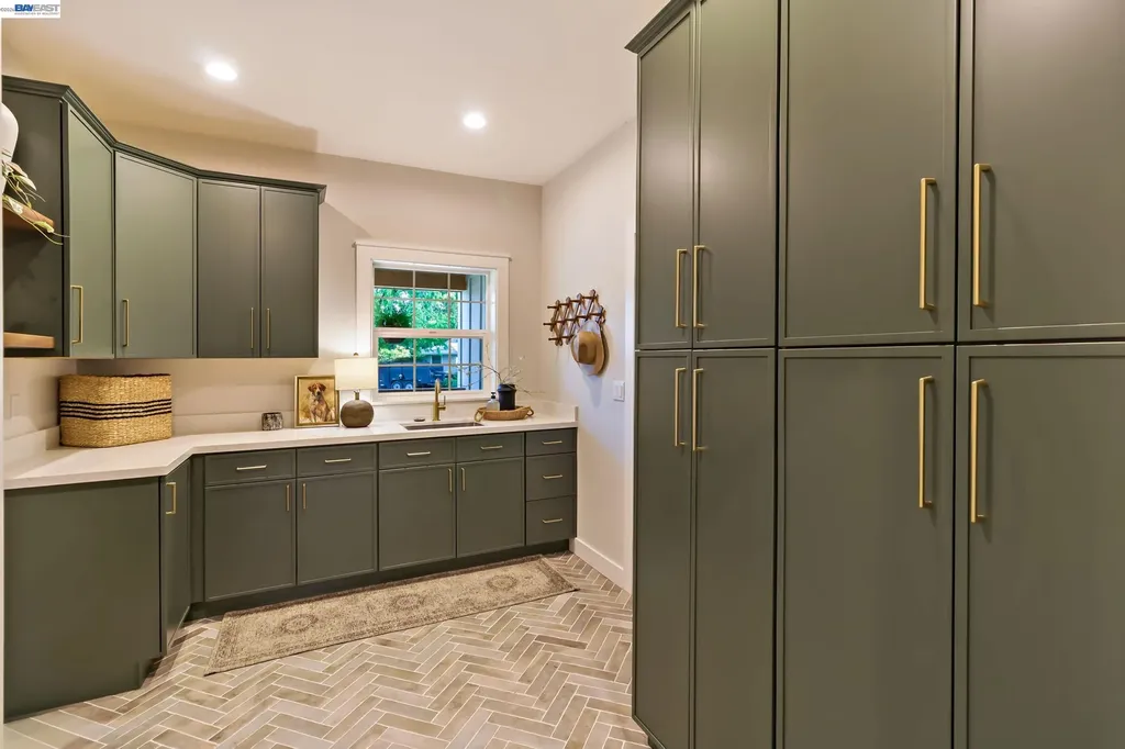 420 Beatrice Road Pleasant Hill CA 94523