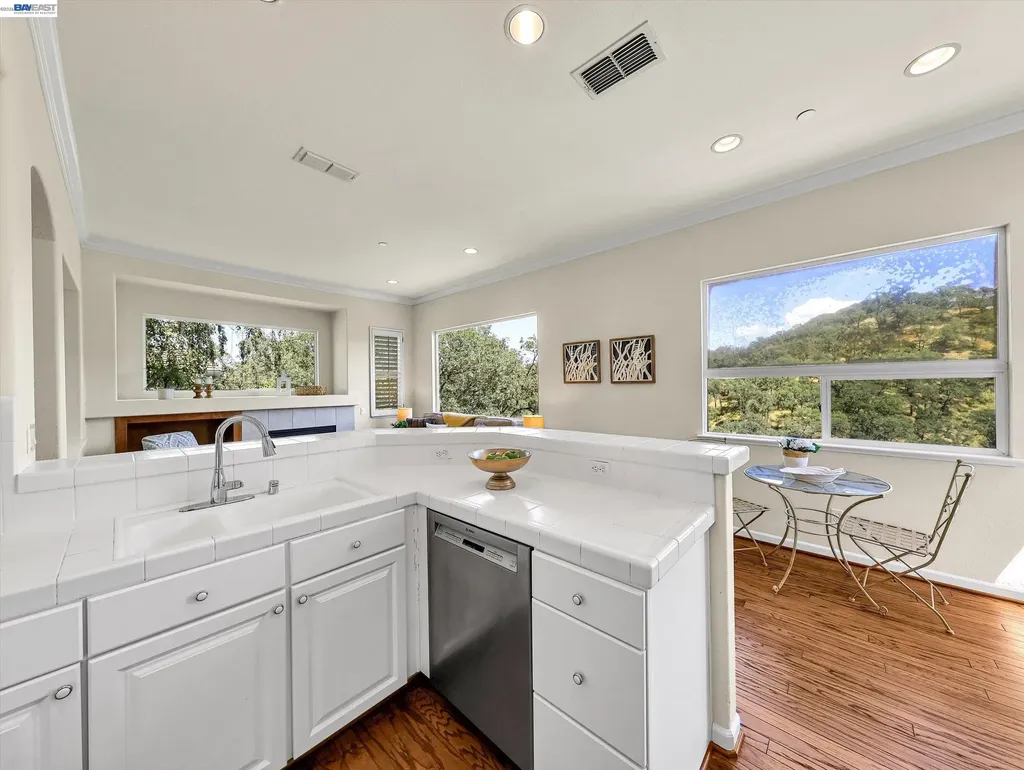 2964 Saklan Indian Drive Walnut Creek CA 94595