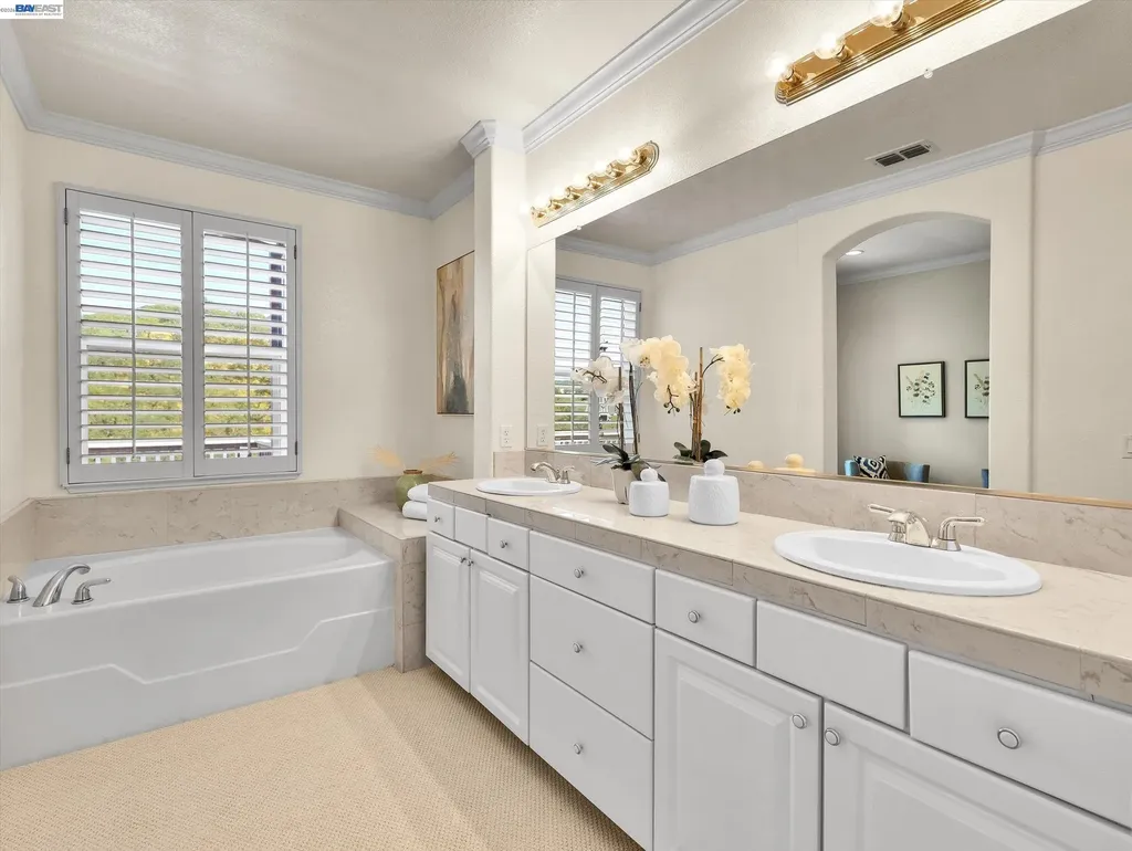 2964 Saklan Indian Drive Walnut Creek CA 94595