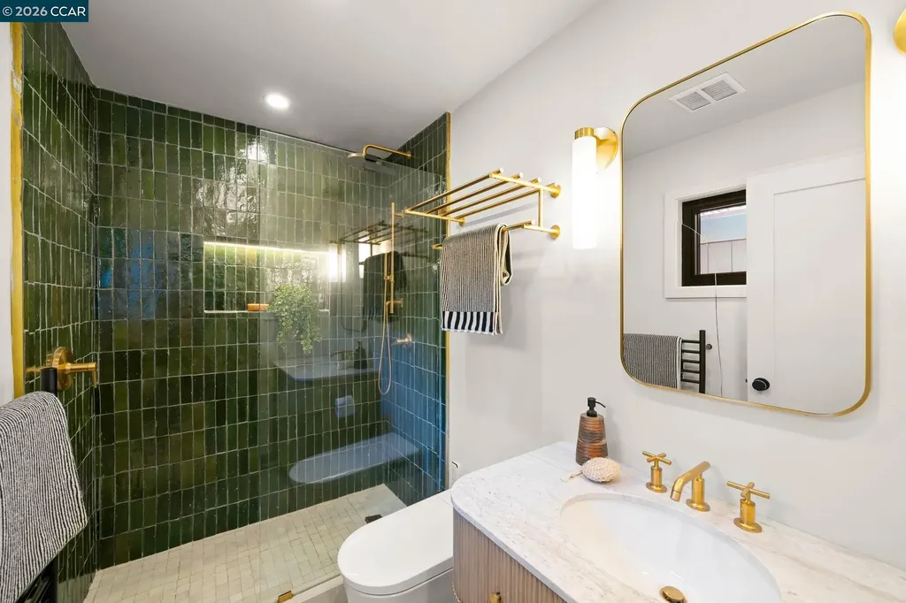 282 Hartson Napa CA 94559