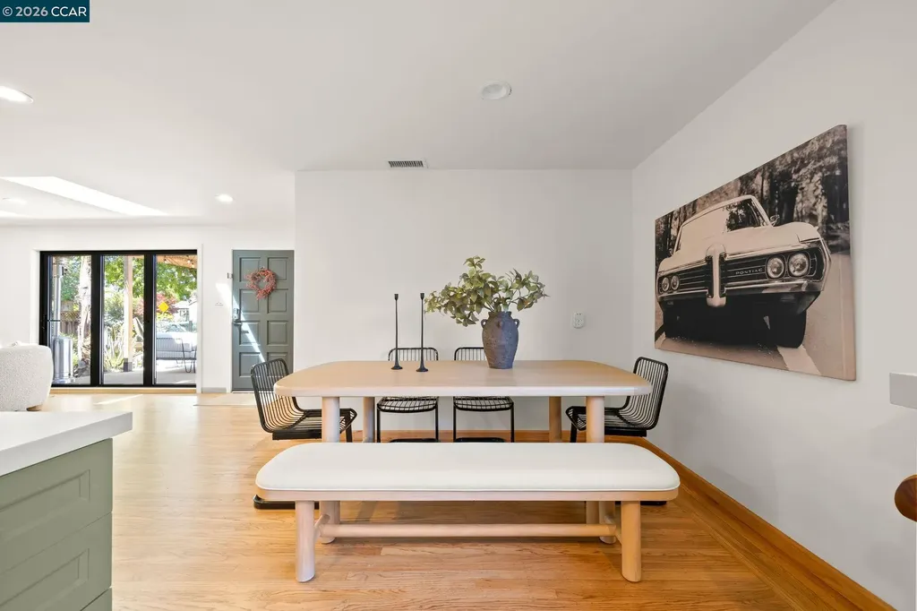 282 Hartson Napa CA 94559