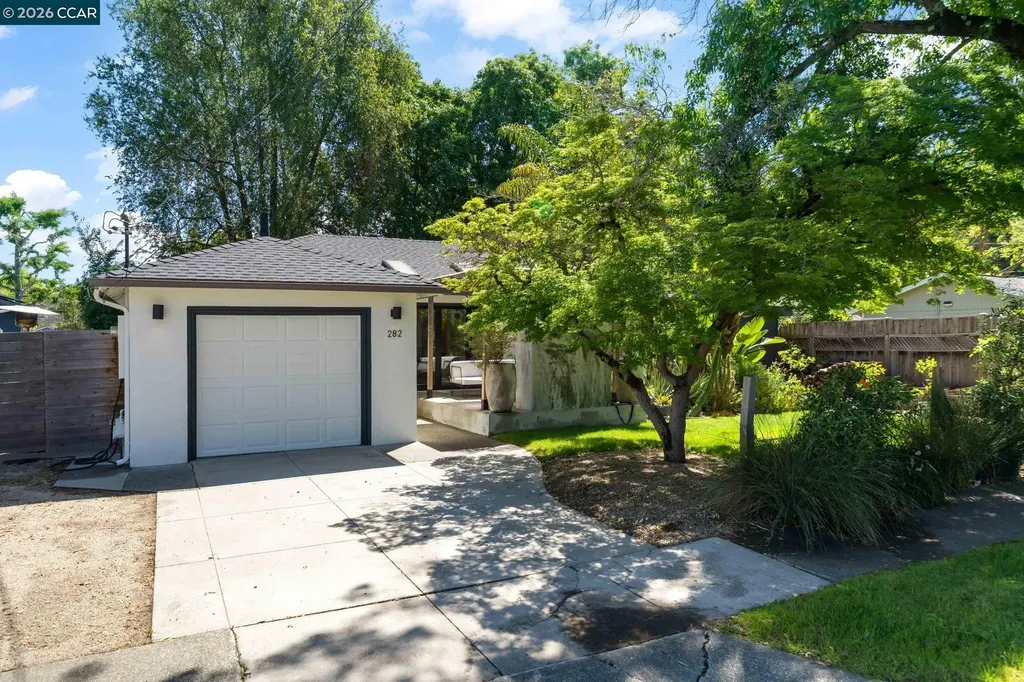 282 Hartson Napa CA 94559