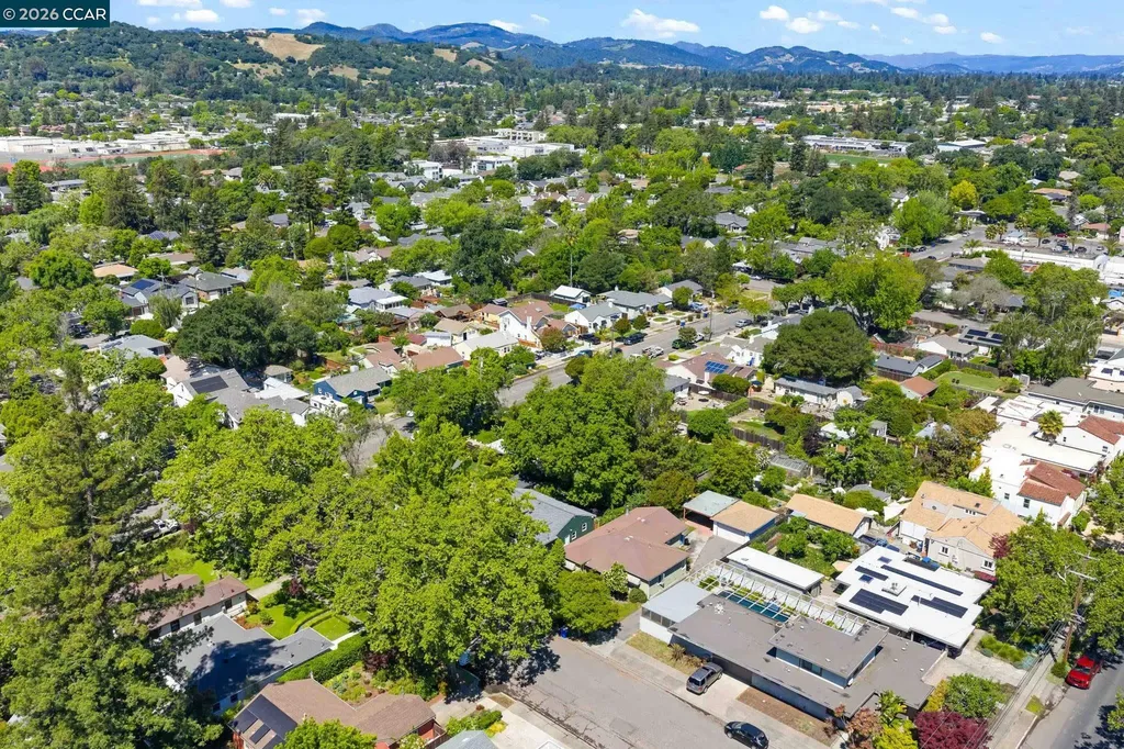 282 Hartson Napa CA 94559