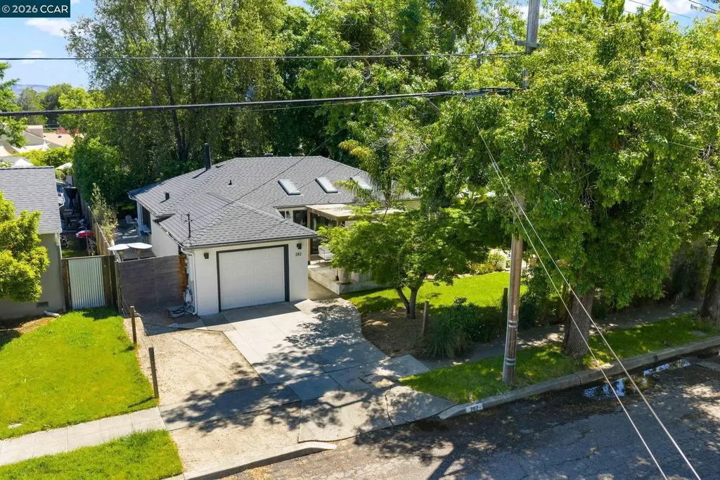 282 Hartson Napa CA 94559