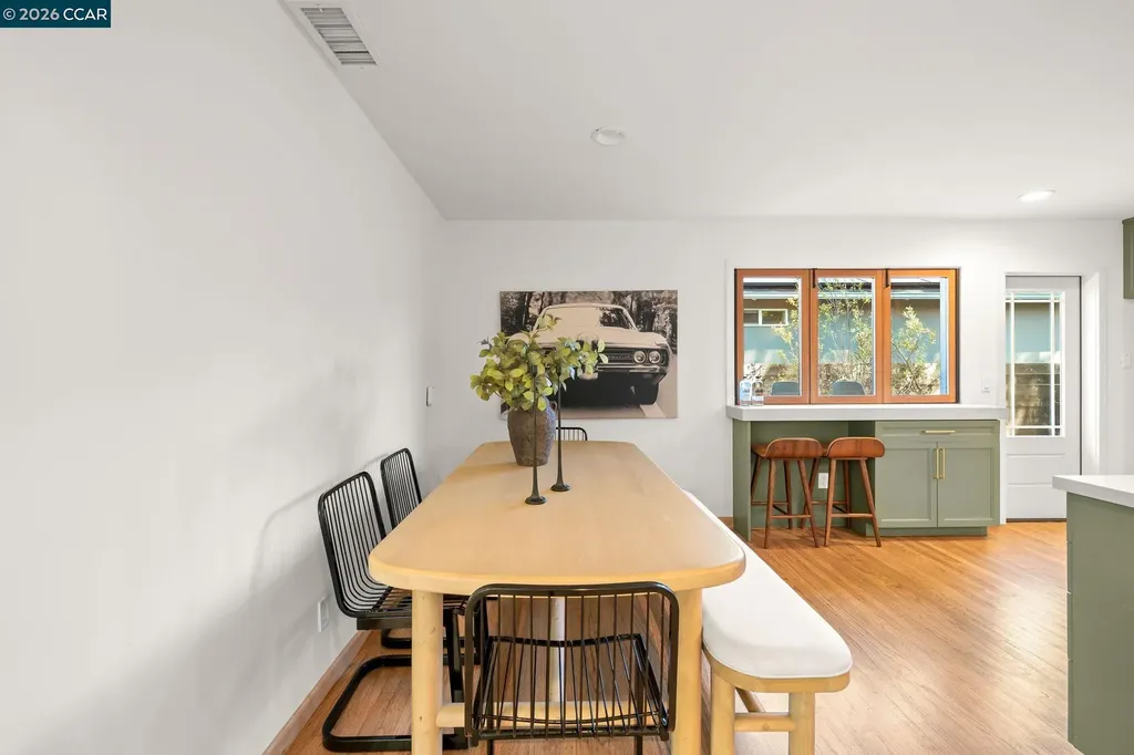 282 Hartson Napa CA 94559