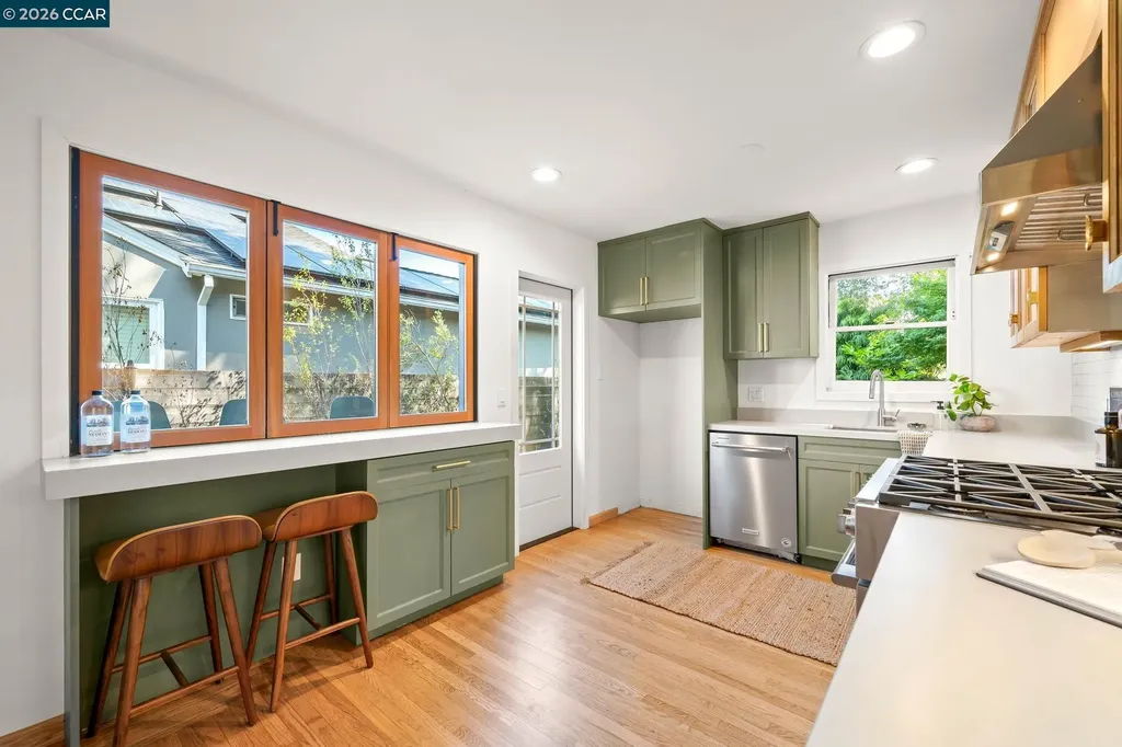 282 Hartson Napa CA 94559