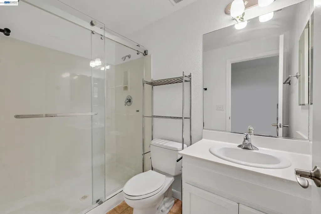 1594 Tucker Street Oakland CA 94603