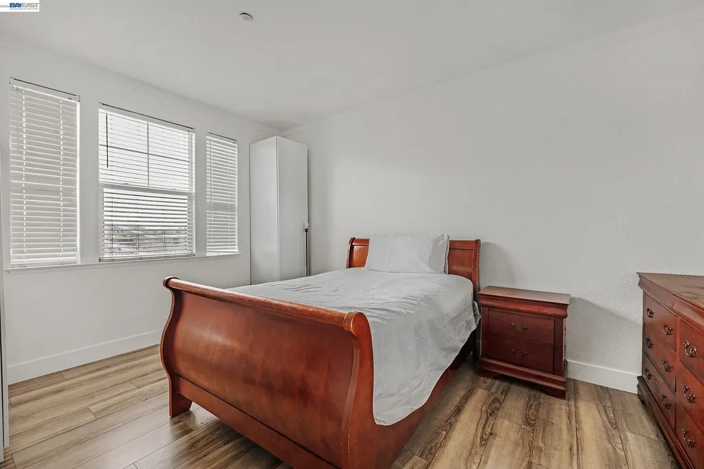 1594 Tucker Street Oakland CA 94603