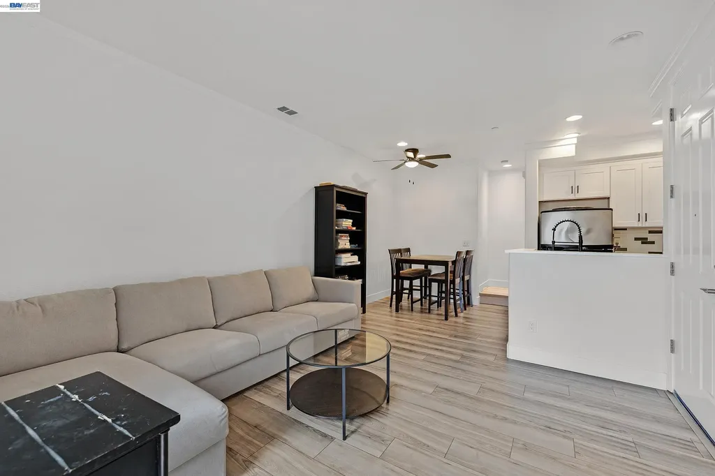 1594 Tucker Street Oakland CA 94603