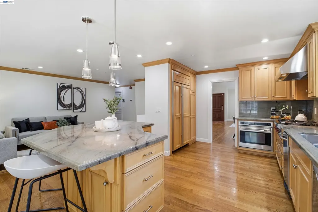 32760 Orick Street Union City CA 94587