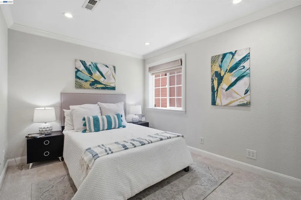 32760 Orick Street Union City CA 94587