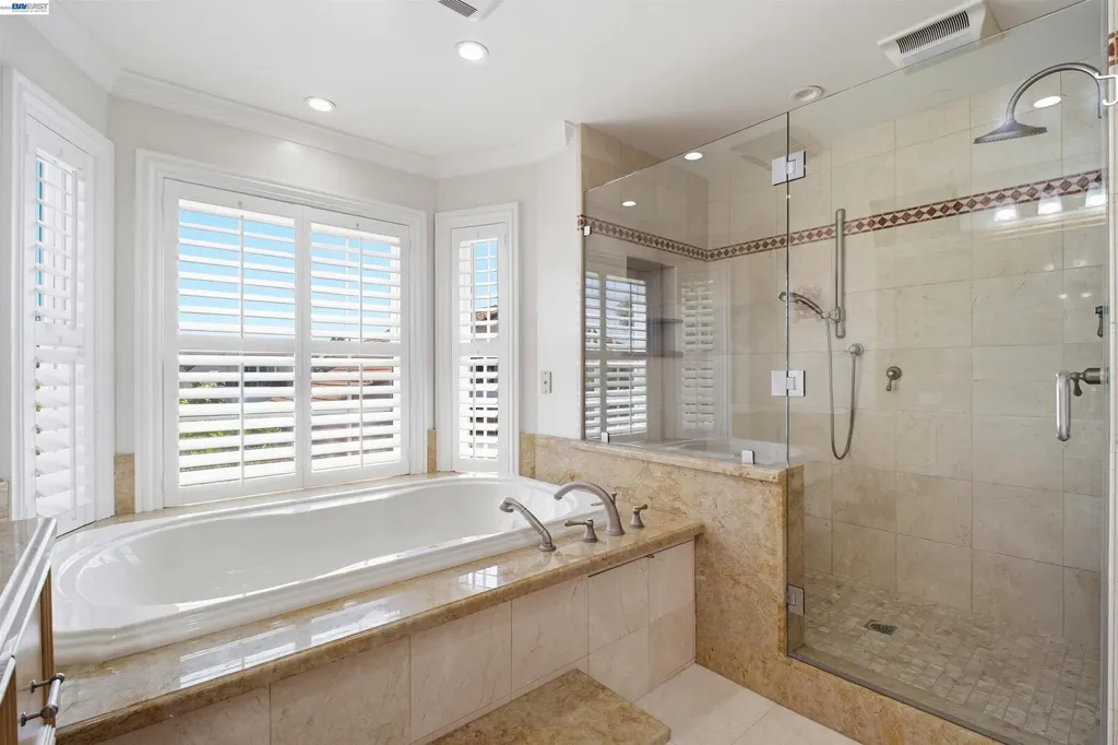 32760 Orick Street Union City CA 94587