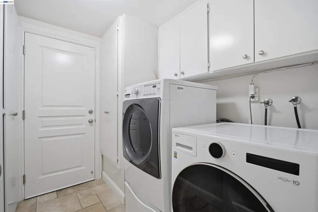 32760 Orick Street Union City CA 94587