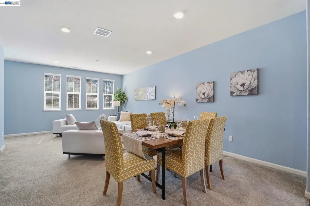 102 Fanuncio Lane Hayward CA 94544