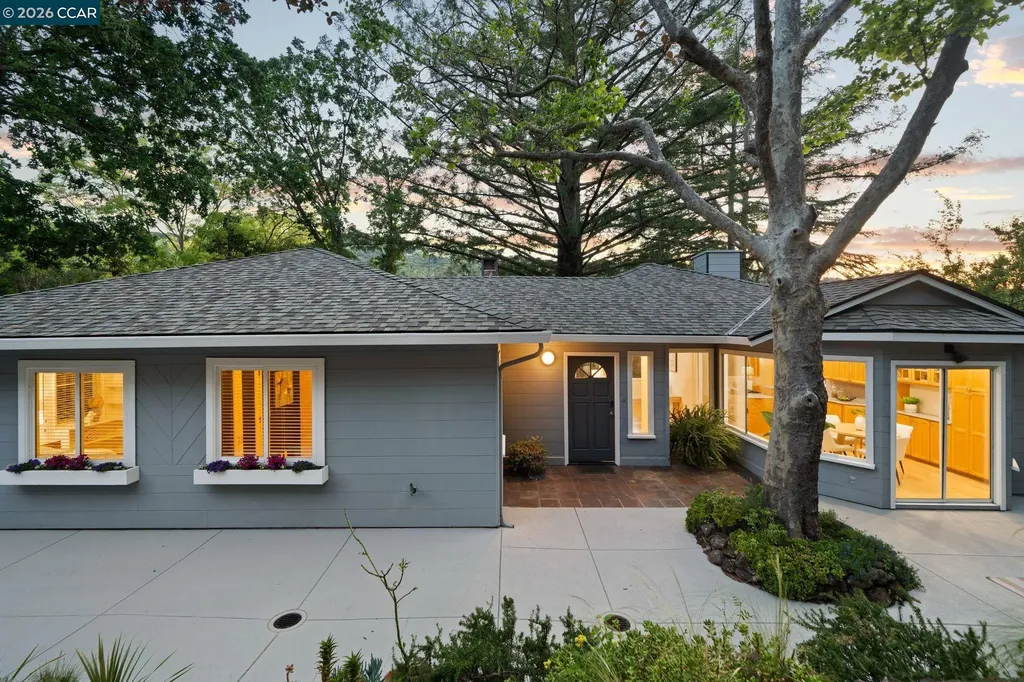 13 La Plaza Drive Orinda CA 94563