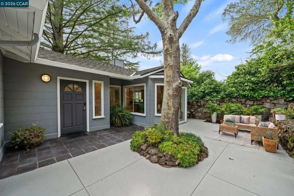 13 La Plaza Drive Orinda CA 94563