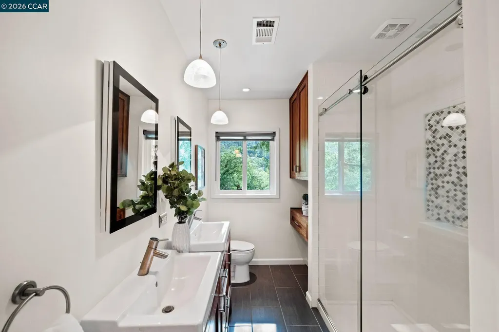 13 La Plaza Drive Orinda CA 94563