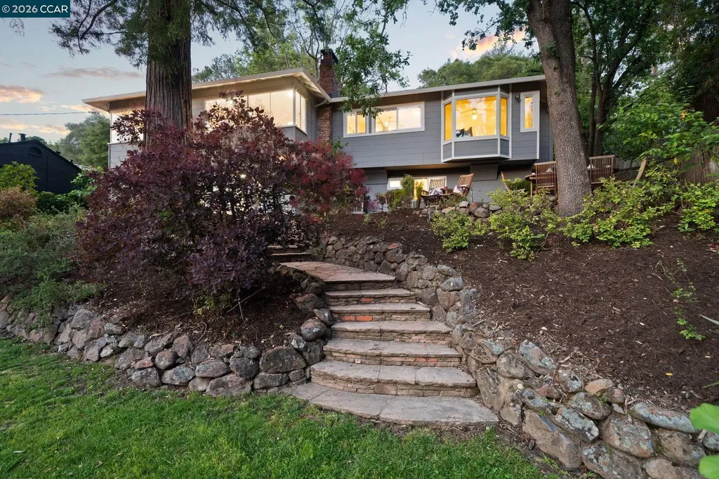 13 La Plaza Drive Orinda CA 94563