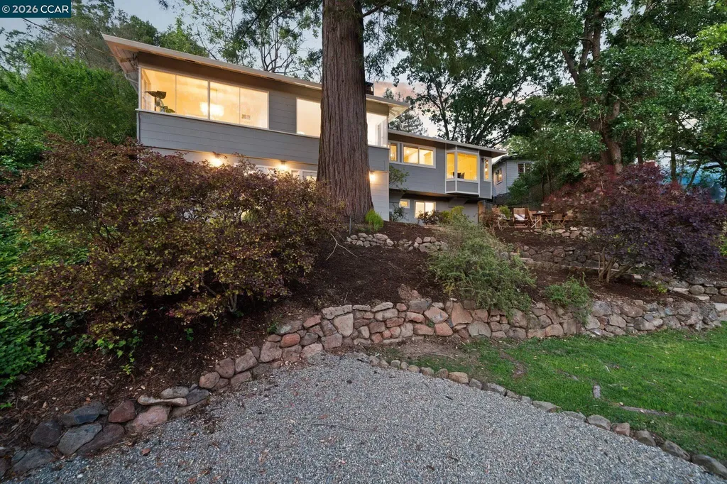 13 La Plaza Drive Orinda CA 94563