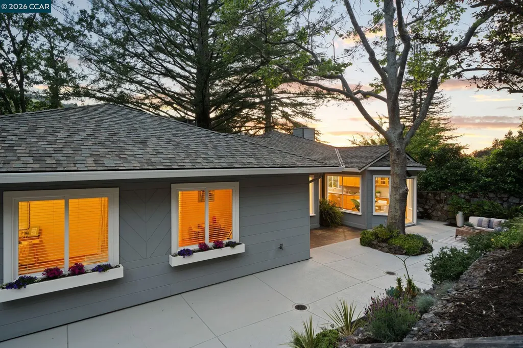 13 La Plaza Drive Orinda CA 94563