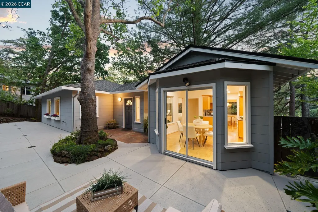 13 La Plaza Drive Orinda CA 94563