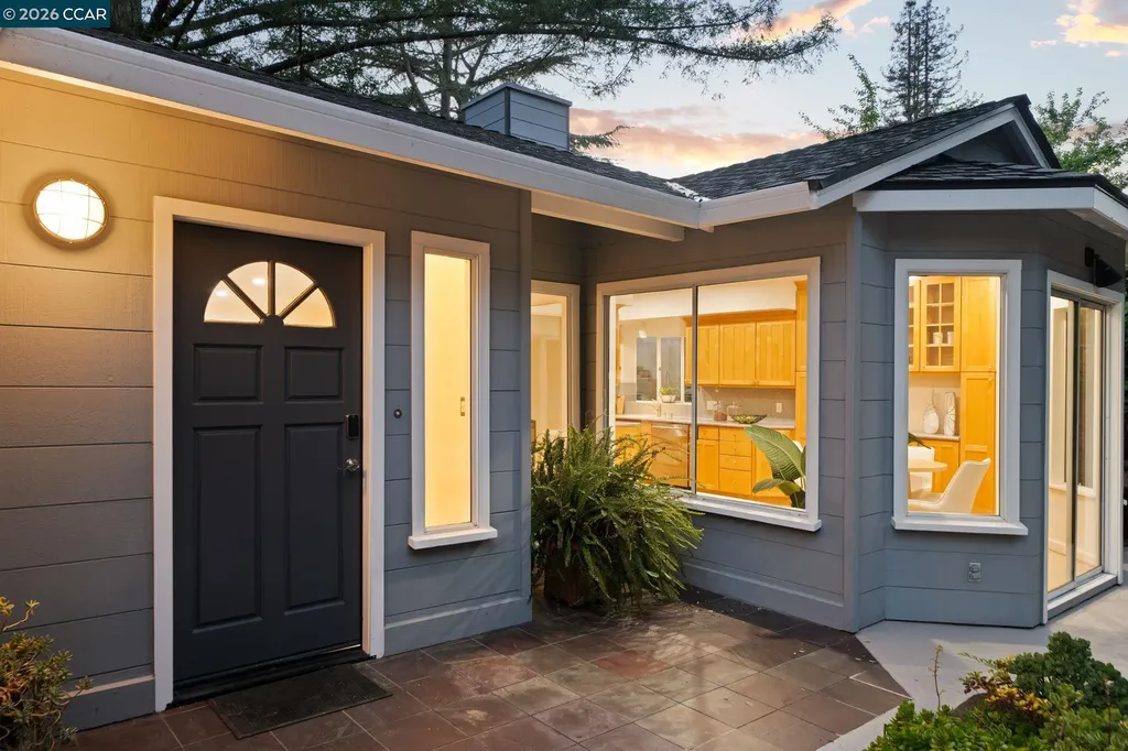 13 La Plaza Drive Orinda CA 94563