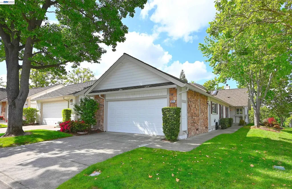 521 Silver Lake Drive Danville CA 94526