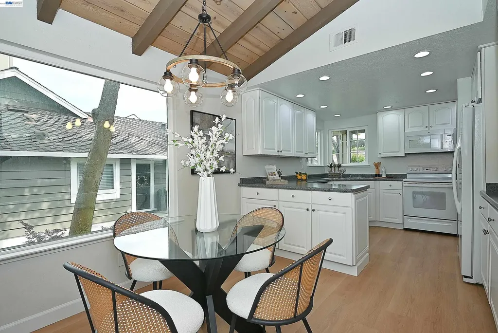 521 Silver Lake Drive Danville CA 94526
