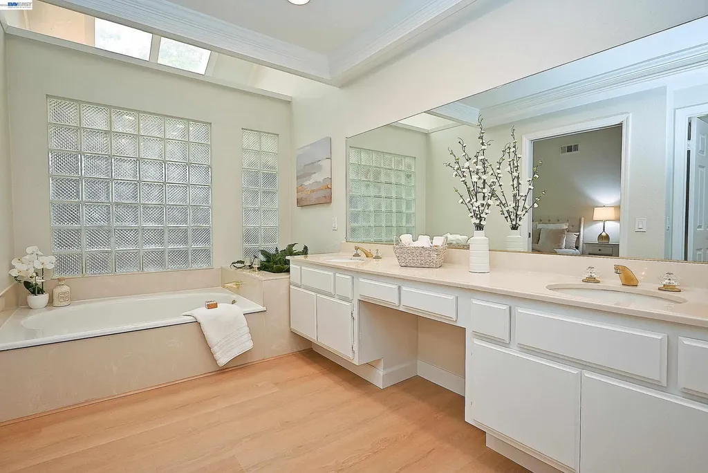 521 Silver Lake Drive Danville CA 94526