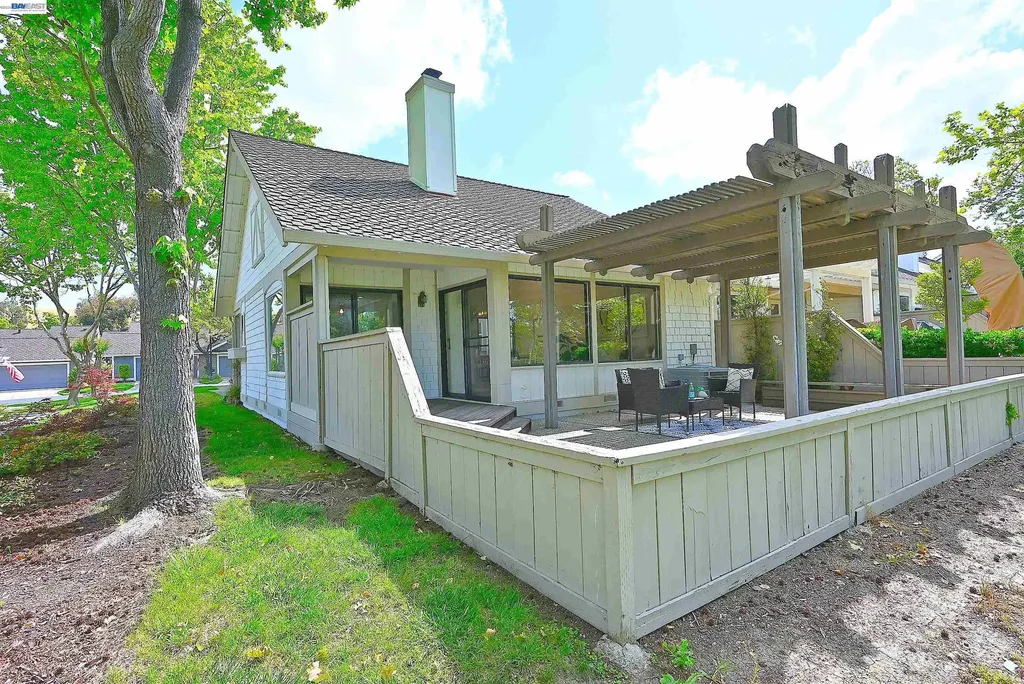 521 Silver Lake Drive Danville CA 94526