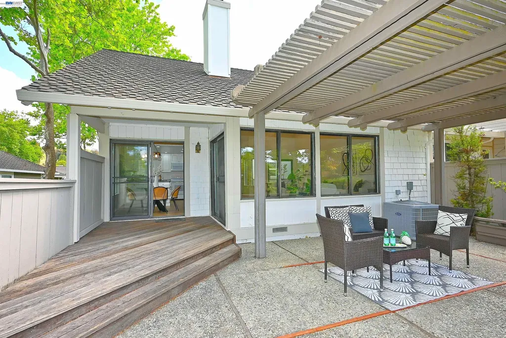521 Silver Lake Drive Danville CA 94526