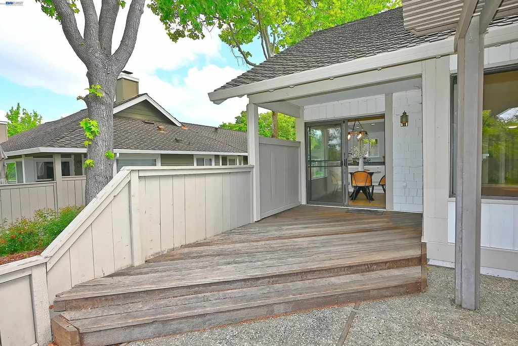521 Silver Lake Drive Danville CA 94526