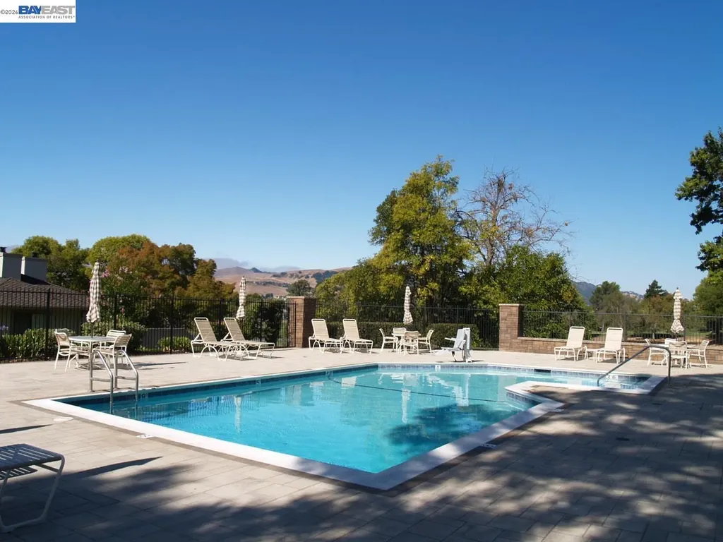 521 Silver Lake Drive Danville CA 94526