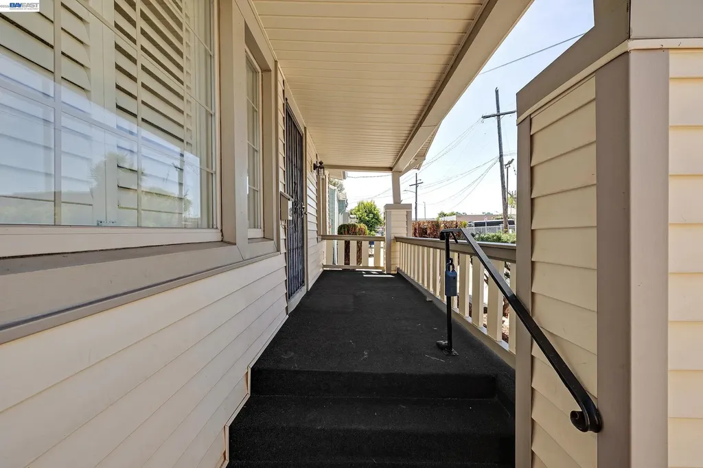 1225 Richard Place Hayward CA 94541