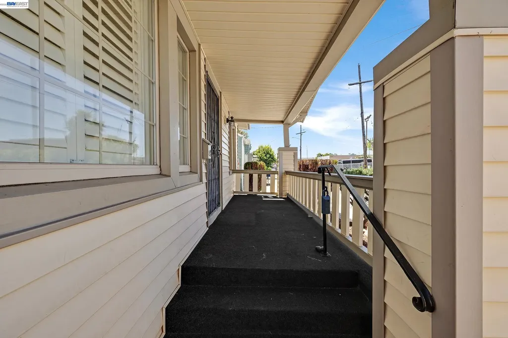 1225 Richard Place Hayward CA 94541