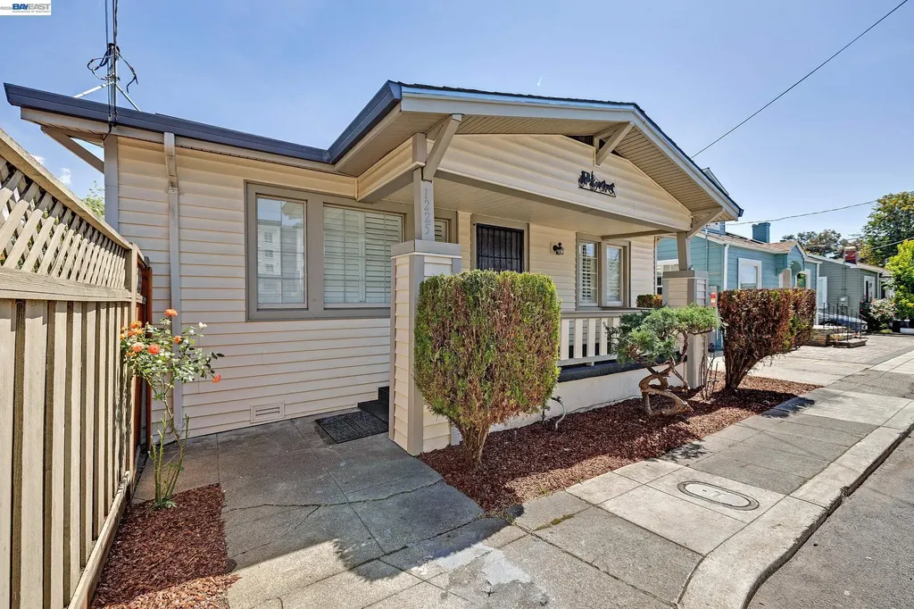 1225 Richard Place Hayward CA 94541