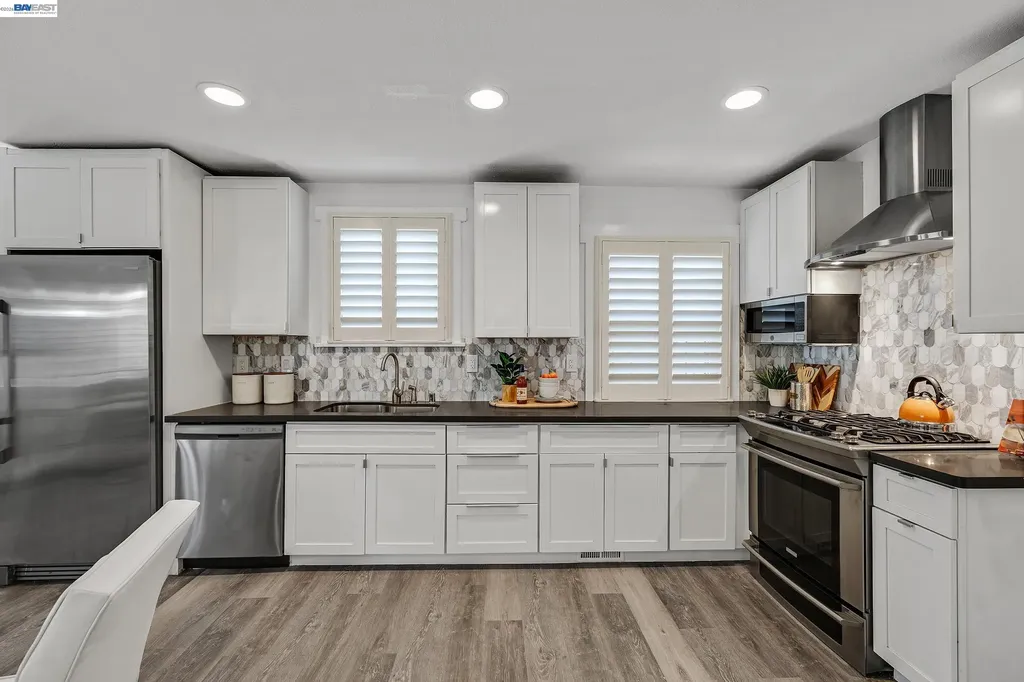 1225 Richard Place Hayward CA 94541