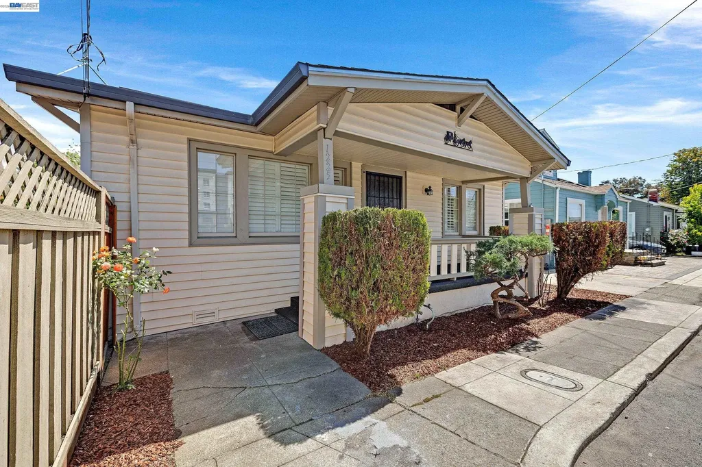 1225 Richard Place Hayward CA 94541
