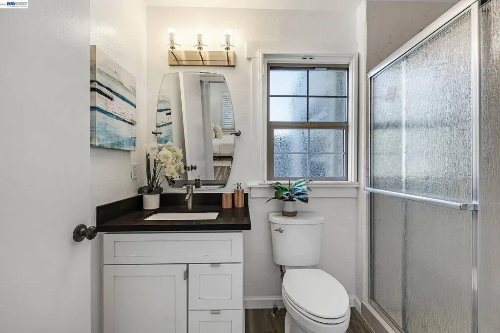 1225 Richard Place Hayward CA 94541