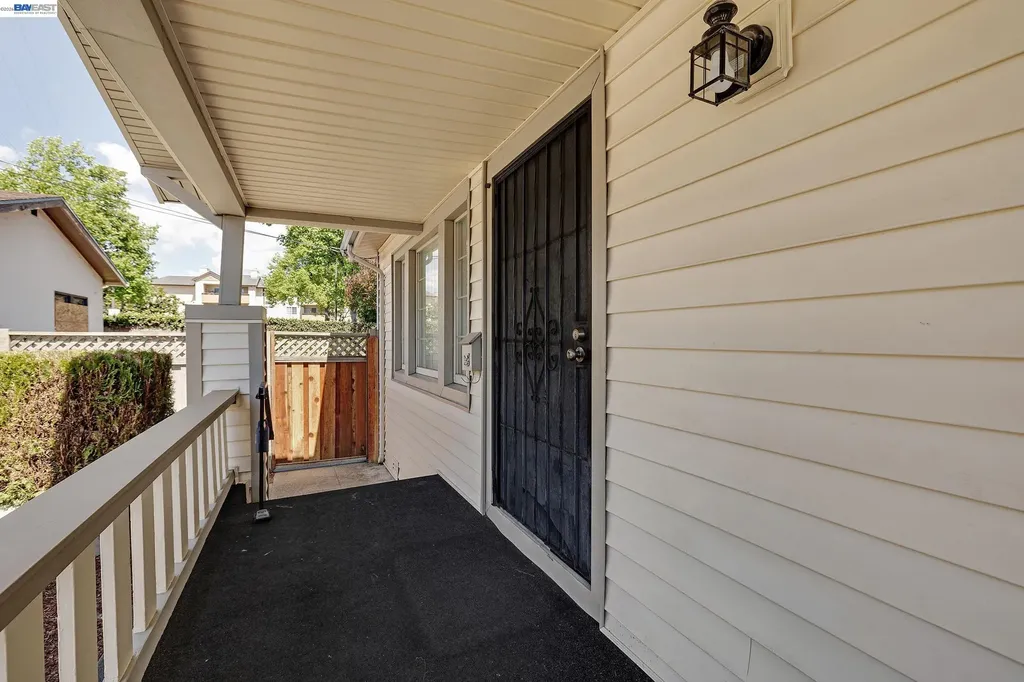 1225 Richard Place Hayward CA 94541