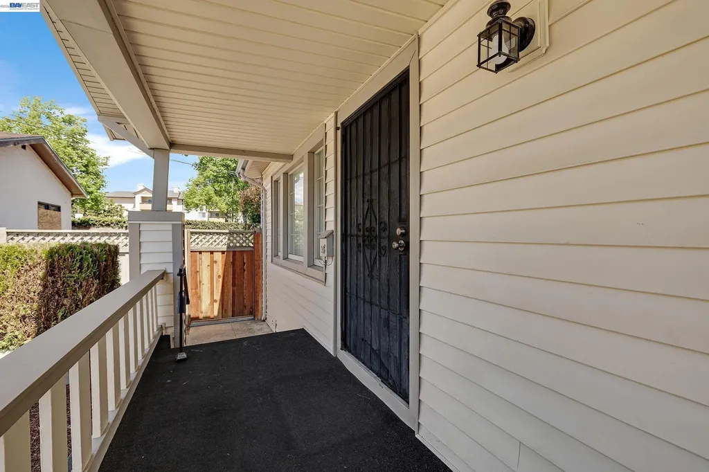 1225 Richard Place Hayward CA 94541