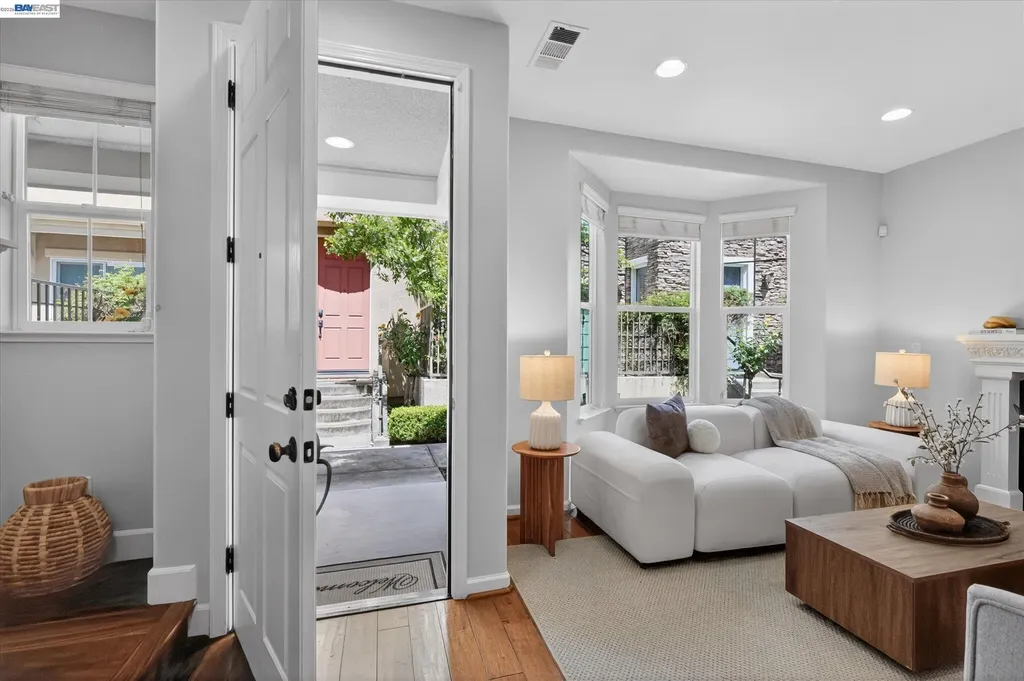 5880 Hillbrook Place Dublin CA 94568
