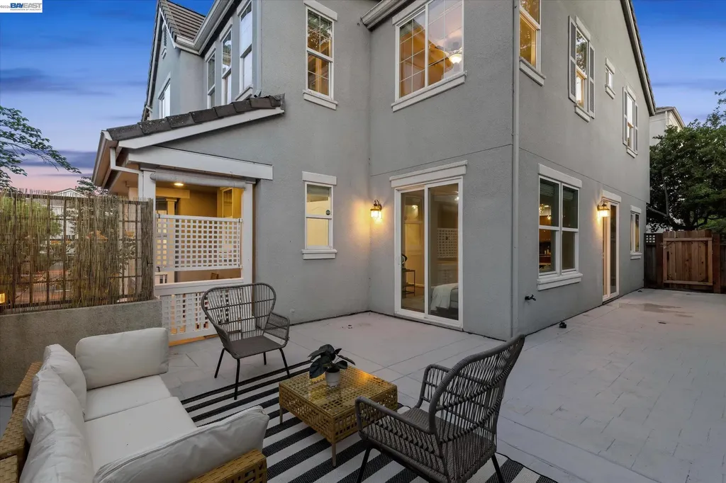 5880 Hillbrook Place Dublin CA 94568