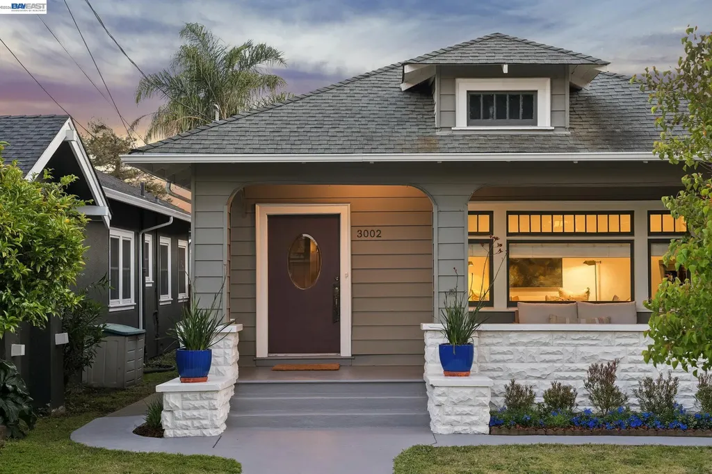 3002 San Jose Avenue Alameda CA 94501