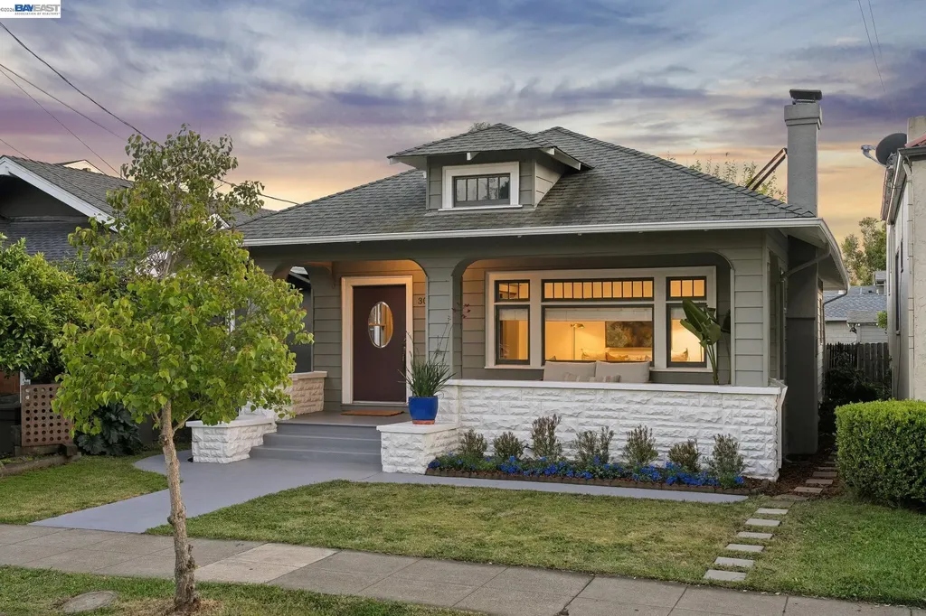 3002 San Jose Avenue Alameda CA 94501