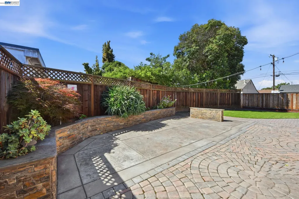 1738 Via Buena Vista San Lorenzo CA 94580