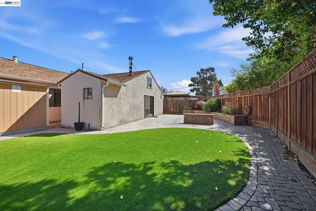 1738 Via Buena Vista San Lorenzo CA 94580